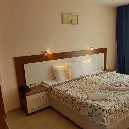 Aqua Dolphin Hotel Ravda
