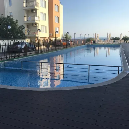 Hotel Aqua Dolphin 3*