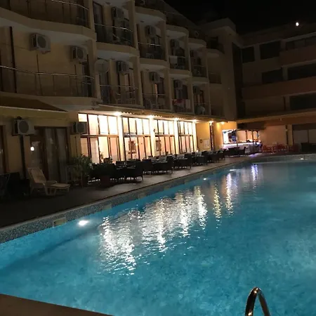 Hotel Aqua Dolphin 3*