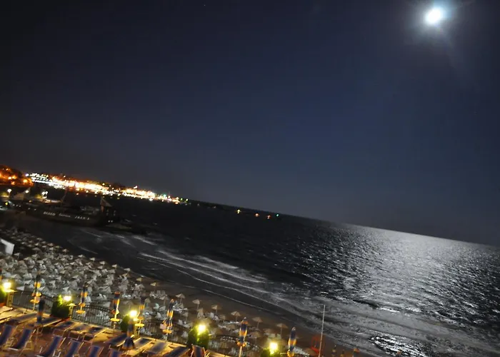 Aqua Dolphin Ξενοδοχείο