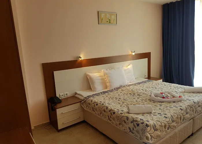 Aqua Dolphin Ξενοδοχείο Ράβντα