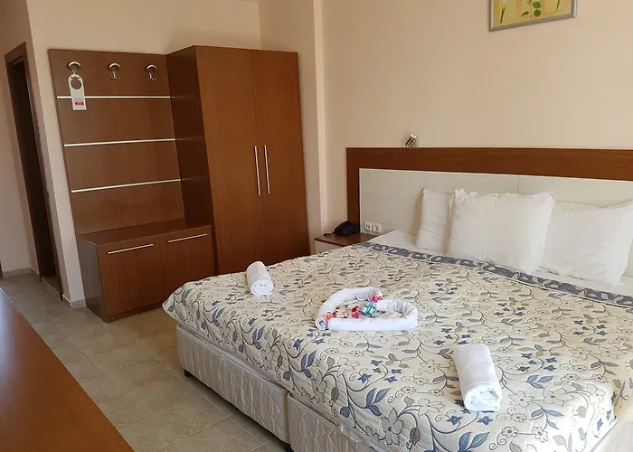 Ξενοδοχείο Aqua Dolphin