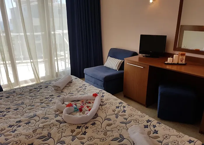 Aqua Dolphin Ξενοδοχείο Ράβντα