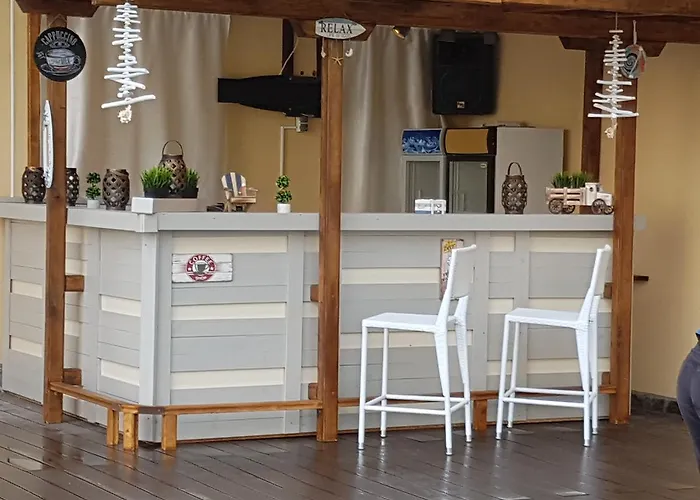 Ξενοδοχείο Aqua Dolphin 3*