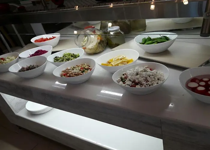 Aqua Dolphin 3* Ράβντα