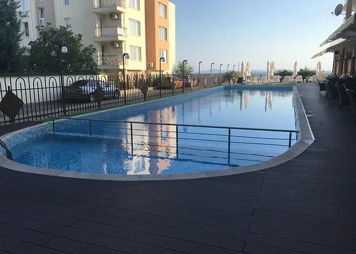 Ξενοδοχείο Aqua Dolphin 3*