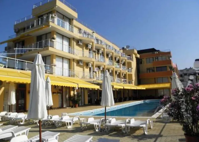 Ξενοδοχείο Aqua Dolphin Ράβντα